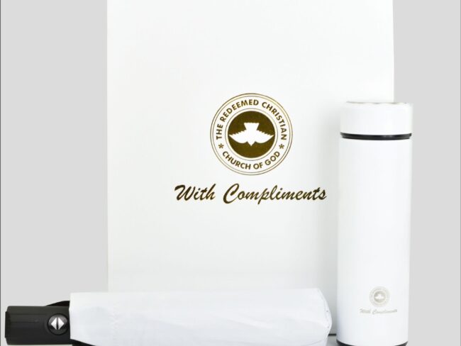 Gift Box Set: Vaccum Mug & Smart Umbrella (Preorder only) - Redemption Store